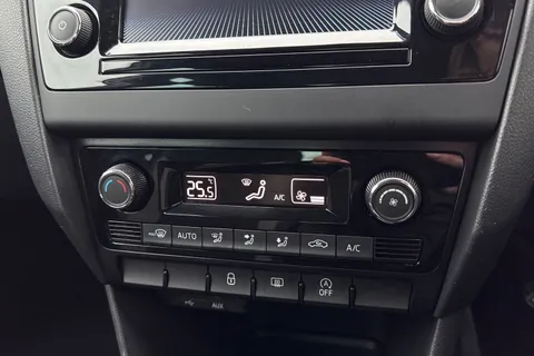 ML18EYR Škoda Rapid Spaceback 1.0 TSI SE Tech Euro 6 (s/s) 5dr Thumbnail #23