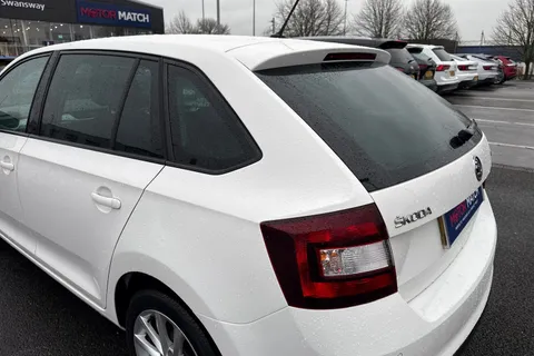 ML18EYR Škoda Rapid Spaceback 1.0 TSI SE Tech Euro 6 (s/s) 5dr Thumbnail #32