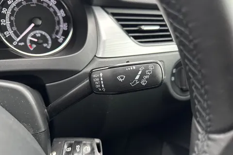 ML18EYR Škoda Rapid Spaceback 1.0 TSI SE Tech Euro 6 (s/s) 5dr Thumbnail #43