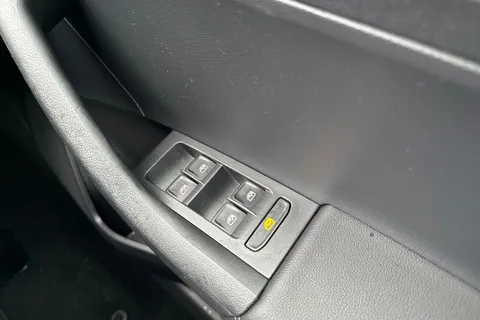 ML18EYR Škoda Rapid Spaceback 1.0 TSI SE Tech Euro 6 (s/s) 5dr Thumbnail #46