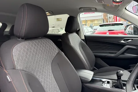 DA25XJJ MG Mg Hs 1.5 T-GDI SE Euro 6 (s/s) 5dr Thumbnail #25