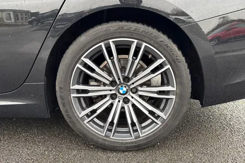 YG70VWA BMW 3 Series 2.0 320i M Sport Auto Euro 6 (s/s) 4dr Thumbnail #13