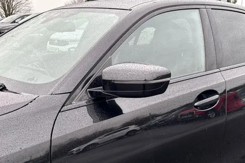 YG70VWA BMW 3 Series 2.0 320i M Sport Auto Euro 6 (s/s) 4dr Thumbnail #29