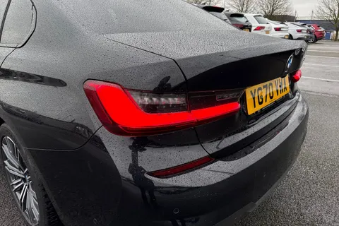 YG70VWA BMW 3 Series 2.0 320i M Sport Auto Euro 6 (s/s) 4dr Thumbnail #31