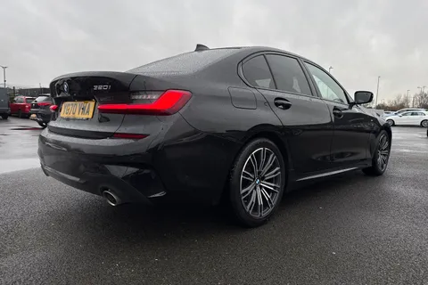 YG70VWA BMW 3 Series 2.0 320i M Sport Auto Euro 6 (s/s) 4dr Thumbnail #34