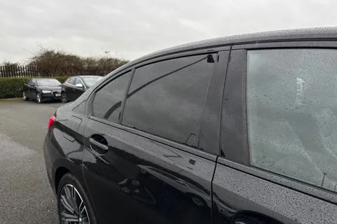 YG70VWA BMW 3 Series 2.0 320i M Sport Auto Euro 6 (s/s) 4dr Thumbnail #35