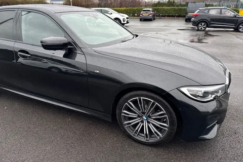 YG70VWA BMW 3 Series 2.0 320i M Sport Auto Euro 6 (s/s) 4dr Thumbnail #37