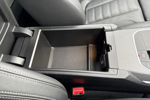 YG70VWA BMW 3 Series 2.0 320i M Sport Auto Euro 6 (s/s) 4dr Thumbnail #62