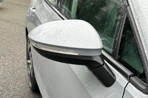 PL21CYK Volkswagen Golf 1.0 eTSI MHEV Life DSG Euro 6 (s/s) 5dr Thumbnail #28