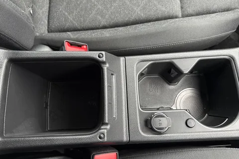 PL21CYK Volkswagen Golf 1.0 eTSI MHEV Life DSG Euro 6 (s/s) 5dr Thumbnail #41