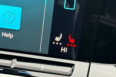 PL21CYK Volkswagen Golf 1.0 eTSI MHEV Life DSG Euro 6 (s/s) 5dr Thumbnail #47