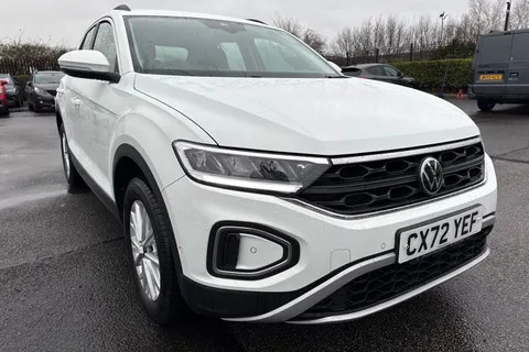 CX72YEF Volkswagen T-Roc 1.0 TSI Life Euro 6 (s/s) 5dr Thumbnail #10