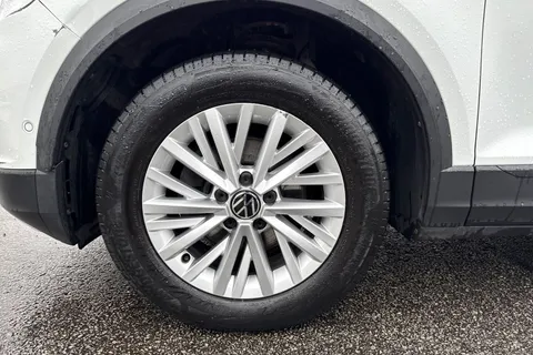 CX72YEF Volkswagen T-Roc 1.0 TSI Life Euro 6 (s/s) 5dr Thumbnail #13