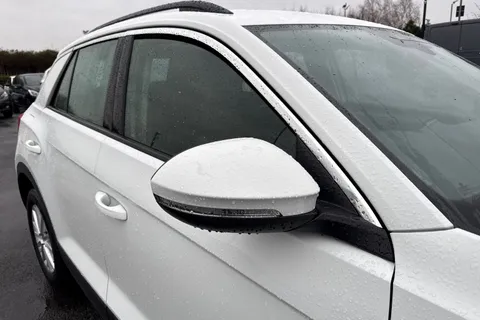 CX72YEF Volkswagen T-Roc 1.0 TSI Life Euro 6 (s/s) 5dr Thumbnail #29