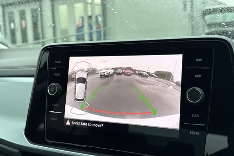 CX72YEF Volkswagen T-Roc 1.0 TSI Life Euro 6 (s/s) 5dr Thumbnail #51