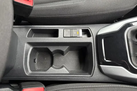 CX72YEF Volkswagen T-Roc 1.0 TSI Life Euro 6 (s/s) 5dr Thumbnail #56