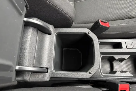 CX72YEF Volkswagen T-Roc 1.0 TSI Life Euro 6 (s/s) 5dr Thumbnail #58