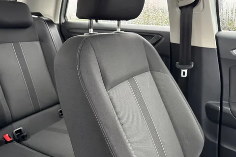 CX72YEF Volkswagen T-Roc 1.0 TSI Life Euro 6 (s/s) 5dr Thumbnail #59