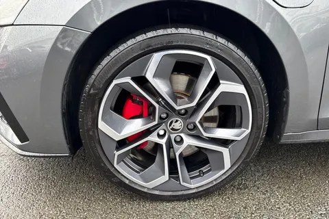 BD73TDU Škoda Octavia 1.4 TSI iV 13kWh vRS DSG Euro 6 (s/s) 5dr Thumbnail #13