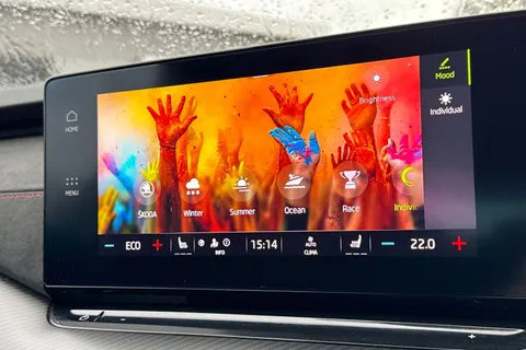 BD73TDU Škoda Octavia 1.4 TSI iV 13kWh vRS DSG Euro 6 (s/s) 5dr Thumbnail #34