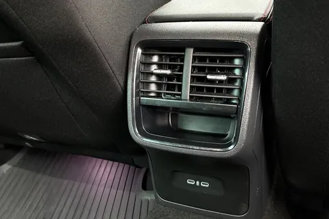 BD73TDU Škoda Octavia 1.4 TSI iV 13kWh vRS DSG Euro 6 (s/s) 5dr Thumbnail #42