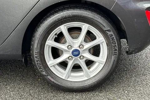 12 of 51 for Ford Fiesta 1.1 Ti-VCT Zetec Euro 6 (s/s) 5dr