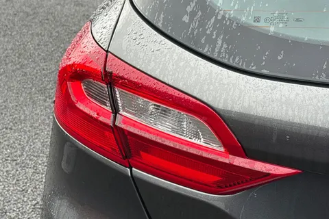 32 of 51 for Ford Fiesta 1.1 Ti-VCT Zetec Euro 6 (s/s) 5dr