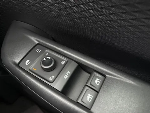 KS25ZWY CUPRA Born 240kW e-Boost VZ 79kWh 5dr Auto Thumbnail #18