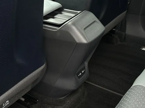 KS25ZWY CUPRA Born 240kW e-Boost VZ 79kWh 5dr Auto Thumbnail #32