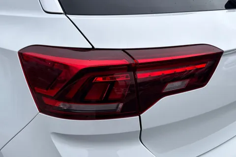 DK25ZKF Volkswagen T-Roc 2.0 TDI 150 EVO R-Line 5dr DSG **18' NEVADA ALLOYS** Thumbnail #9