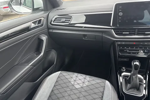 DK25ZKF Volkswagen T-Roc 2.0 TDI 150 EVO R-Line 5dr DSG **18' NEVADA ALLOYS** Thumbnail #21