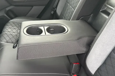 DK25ZKF Volkswagen T-Roc 2.0 TDI 150 EVO R-Line 5dr DSG **18' NEVADA ALLOYS** Thumbnail #30