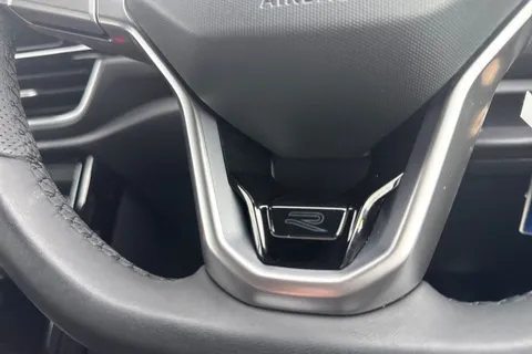 DK25ZKF Volkswagen T-Roc 2.0 TDI 150 EVO R-Line 5dr DSG **18' NEVADA ALLOYS** Thumbnail #37