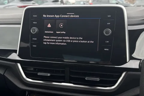 DK25ZKF Volkswagen T-Roc 2.0 TDI 150 EVO R-Line 5dr DSG **18' NEVADA ALLOYS** Thumbnail #42