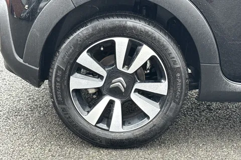 CF24ZPS Citroën C3 1.2 PureTech PLUS EAT6 Euro 6 (s/s) 5dr Thumbnail #11