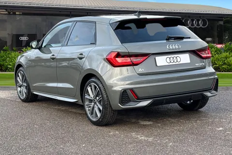  Audi A1 1.0 TFSI 30 S line Sportback Euro 6 (s/s) 5dr Thumbnail #3
