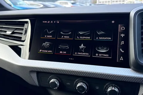  Audi A1 1.0 TFSI 30 S line Sportback Euro 6 (s/s) 5dr Thumbnail #31