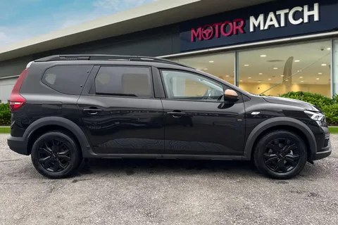 MD73VXN Dacia Jogger 1.6 Hybrid EXTREME Auto Euro 6 (s/s) 5dr Thumbnail #4