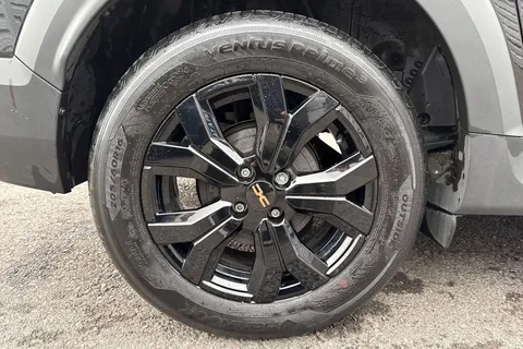 MD73VXN Dacia Jogger 1.6 Hybrid EXTREME Auto Euro 6 (s/s) 5dr Thumbnail #10