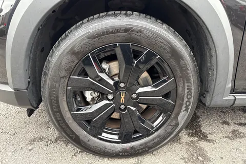 MD73VXN Dacia Jogger 1.6 Hybrid EXTREME Auto Euro 6 (s/s) 5dr Thumbnail #11