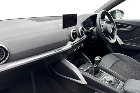 PL22AXH Audi Q2 S line 35 TFSI 150 PS 6-speed Thumbnail #16