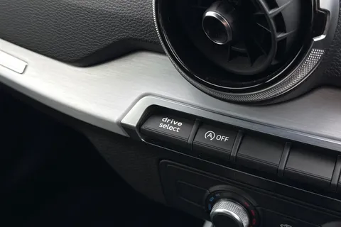 PL22AXH Audi Q2 S line 35 TFSI 150 PS 6-speed Thumbnail #40