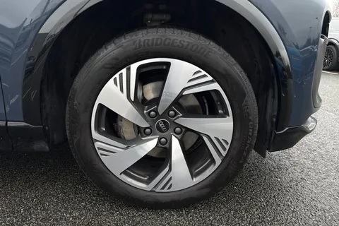 DN75NRL Audi Q6 E-Tron Q6 SUV S line e-tron quattro 285,00 kW Thumbnail #10