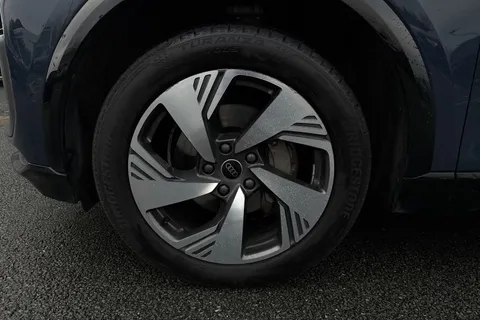 DN75NRL Audi Q6 E-Tron Q6 SUV S line e-tron quattro 285,00 kW Thumbnail #13