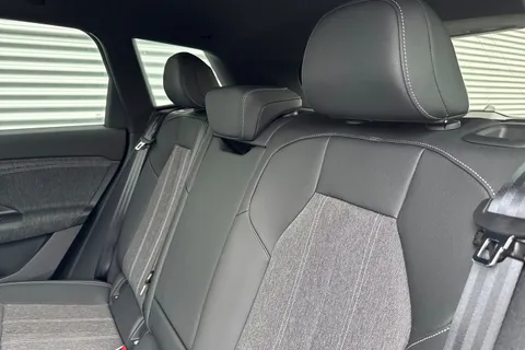 DN75NRL Audi Q6 E-Tron Q6 SUV S line e-tron quattro 285,00 kW Thumbnail #19