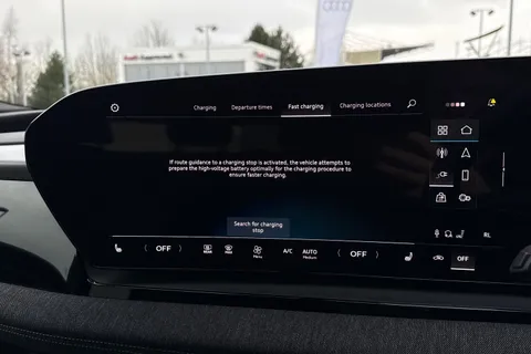 DN75NRL Audi Q6 E-Tron Q6 SUV S line e-tron quattro 285,00 kW Thumbnail #39