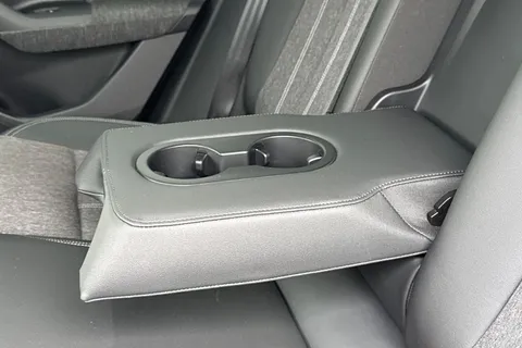 DN75NRL Audi Q6 E-Tron Q6 SUV S line e-tron quattro 285,00 kW Thumbnail #53