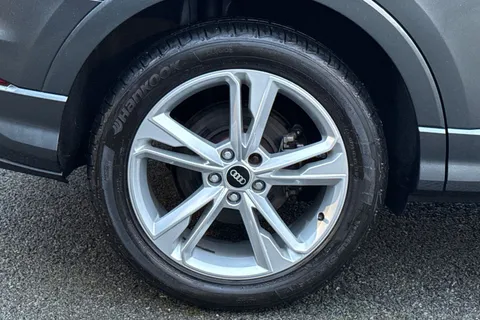 VE70XFK Audi Q3 1.5 TFSI CoD 35 S line Euro 6 (s/s) 5dr Thumbnail #12