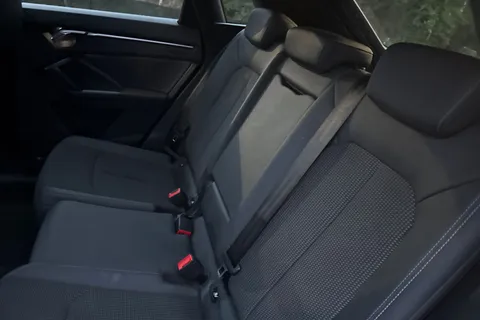 VE70XFK Audi Q3 1.5 TFSI CoD 35 S line Euro 6 (s/s) 5dr Thumbnail #20