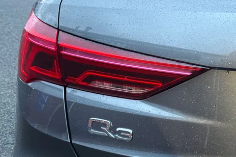 VE70XFK Audi Q3 1.5 TFSI CoD 35 S line Euro 6 (s/s) 5dr Thumbnail #37